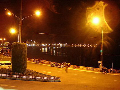 Ma xuat hien trong nhung buc anh Viet Nam